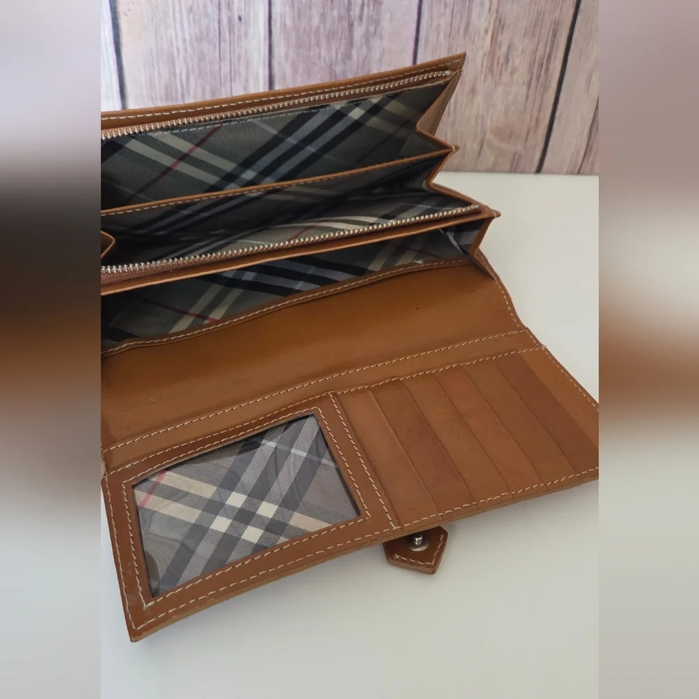 Burberry Tan Leather Continental Buckle Wallet